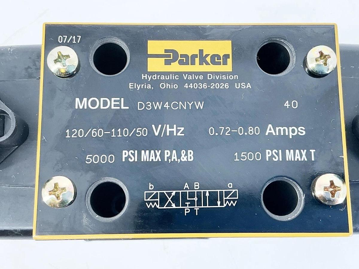 New Parker D3W4CNYW 40 Directional Control Valve 5000PSI 110/120V .8A