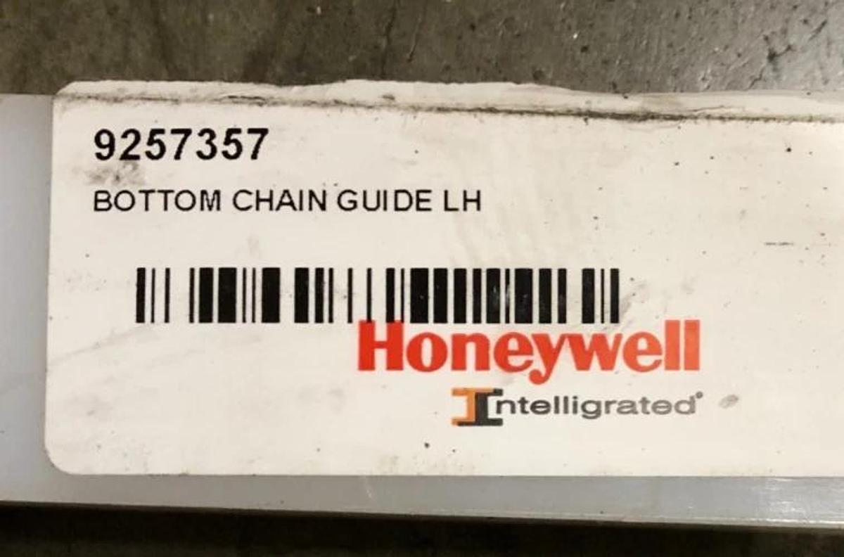 New Honeywell Intelligrated 9257357 Bottom Chain Guide LH - No Box