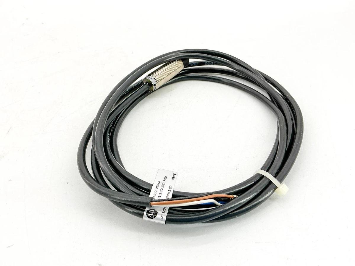 New Allen Bradley 872C-NH8BN12-E2 Inductive Proximity Sensor 30VDC 200mA Ser.E