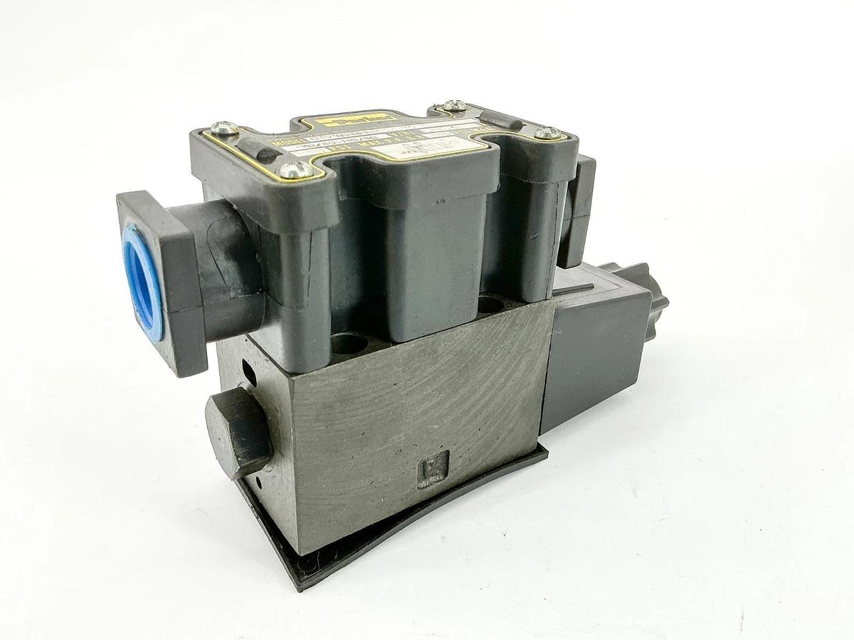 New Parker D1VW20HNYC-70 Hydraulic Solenoid Valve 110/120V 5000PSI .58A - No Box
