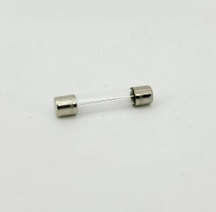 Lot of 18 New Mersen GGC2 Fast Acting Fuses, 2A 250VAC