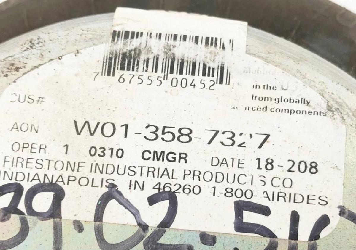 New Firestone W01-358-7327 Air Spring Double Conv. 3/4" NPT Style 26 - No Box