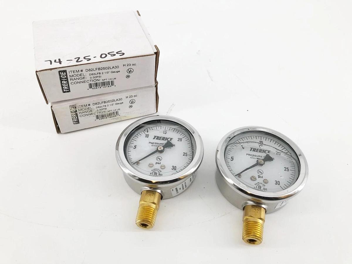 Lot of 2 New Trerice D82LFB2502LA30 Gauges D82LFB 2-1/2" 0-30psi 1/4" LM
