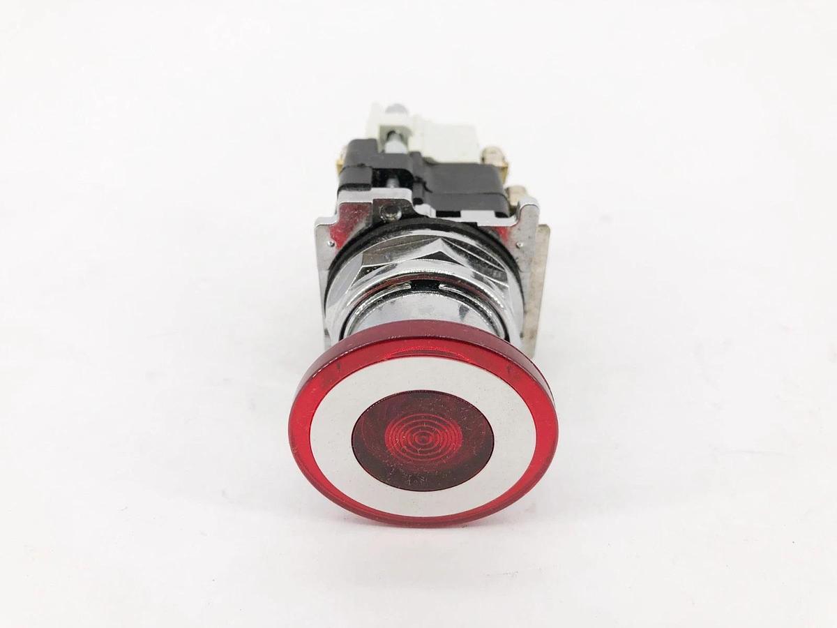 New Cutler-Hammer 10250T563C47-1 Red Illuminated Push-Pull Device 2-Pos