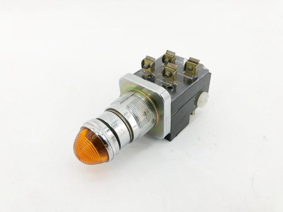 New Furnas 51JAPPLDM21 Illuminated Pushbutton 240VAC Amber
