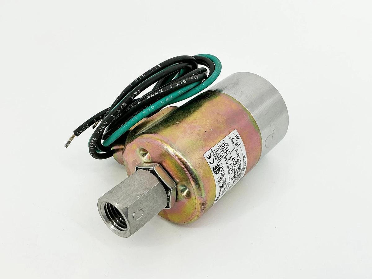 New Versa Valve ESM-2202-03-H2-A575 2 Way Valve 575V 60Hz 8.7W - No Box
