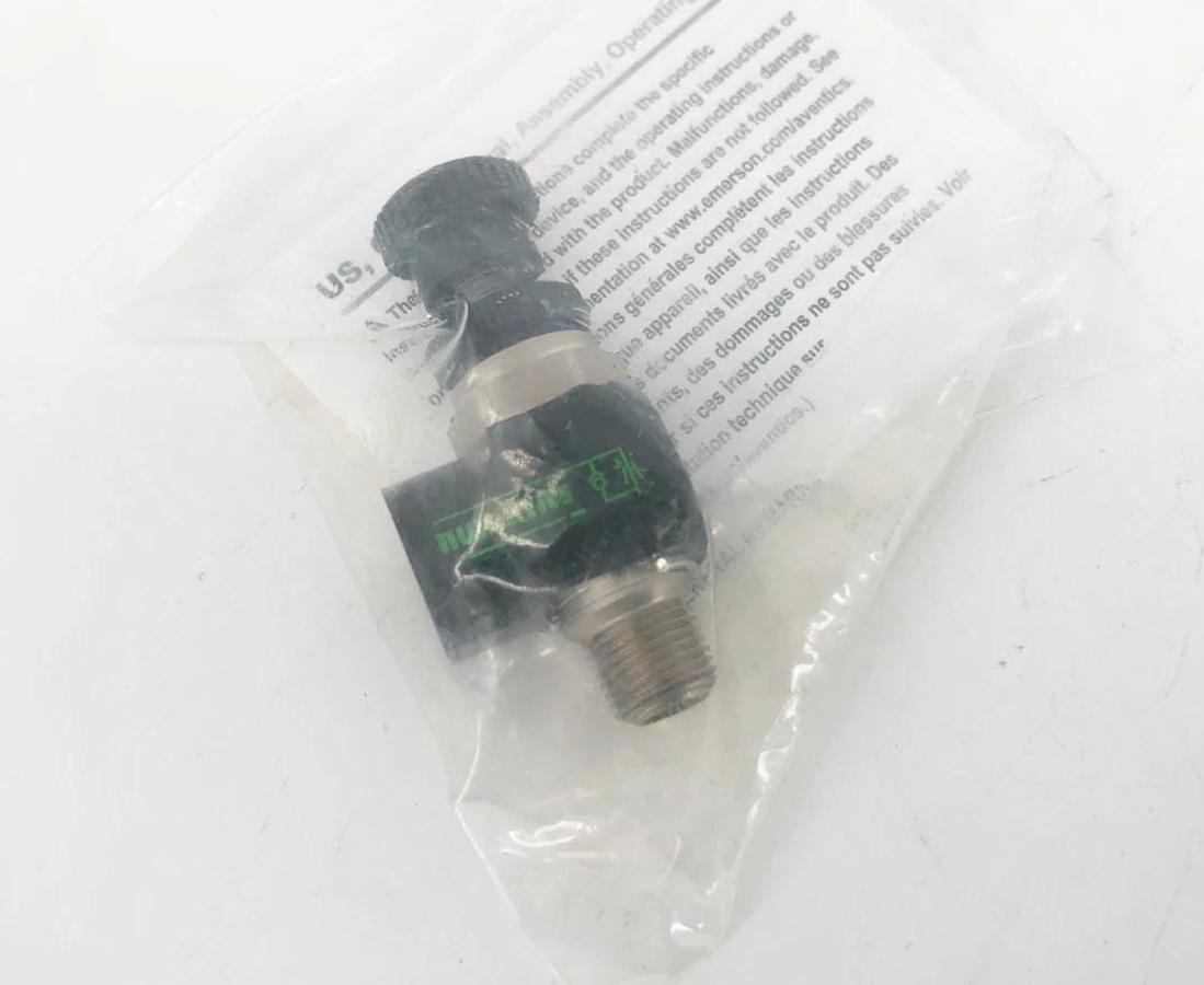 New Numatics 1FCTN Flow Control Valve with Knob 1/8" NPT