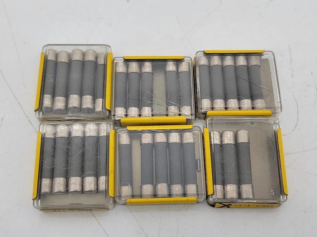 Lot of 28 New Bussmann MDA-1-1/2 Small Cartridge Fuses 1.5A
