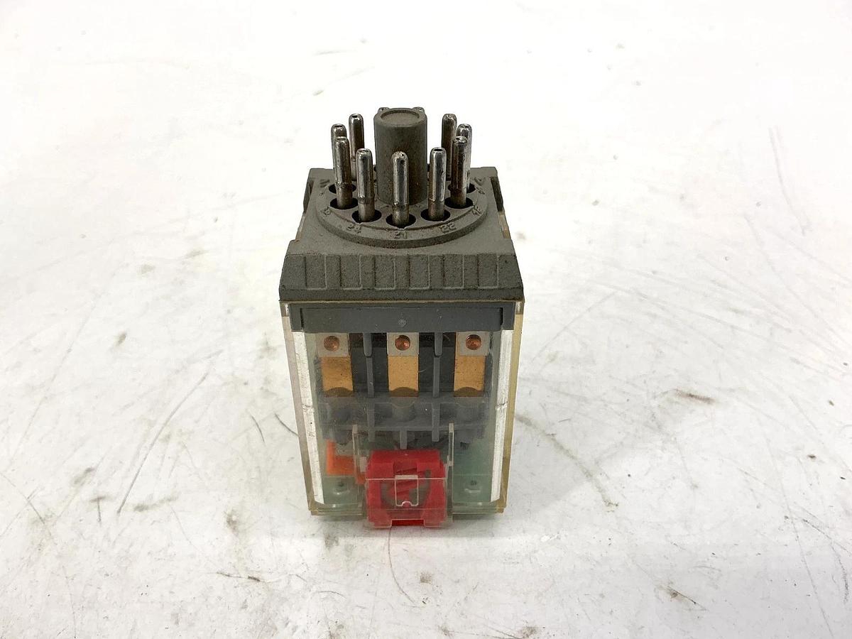 Used Lot of 3 Turck C3-A30X/120VAC Ser MR-C Power Relay 11-Pin 120V Coil 3P 10A 250V