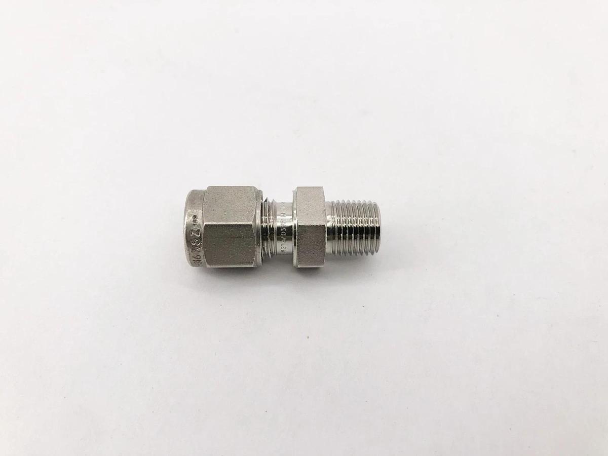 Bag of 5 New Swagelok SS-6M0-1-2 Stainless Steel Connectors 6mm OD x 1/8"