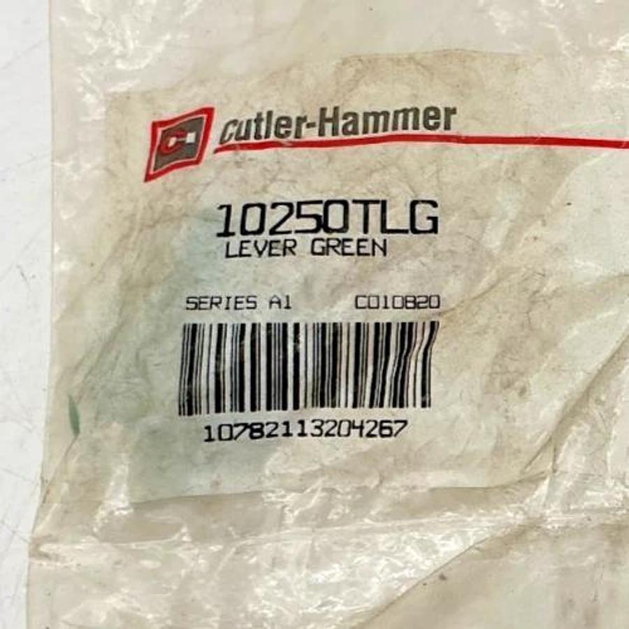 Lot of 2 New Cutler-Hammer 10250TLG Ser A1 Selector Switch Lever Green 30mm