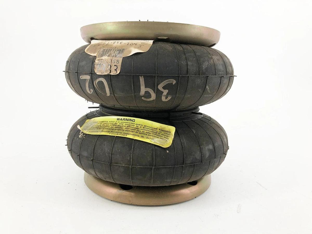 New Firestone W01-358-7333 Air Spring Double Conv. 26C Bead 1-3/4 BNW - No Box