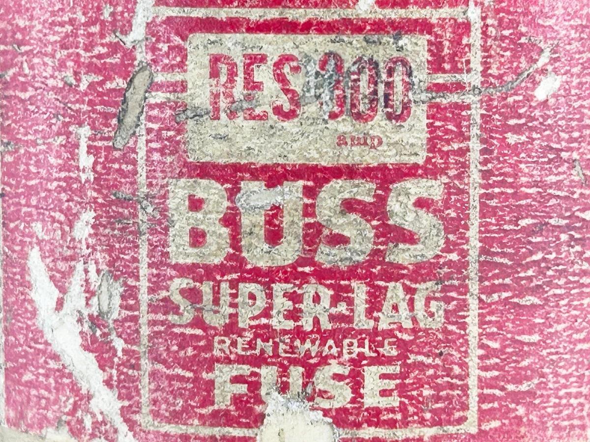 Used Bussmann RES-300 Super-Lag Renewable Fuse 300A 600V Class H