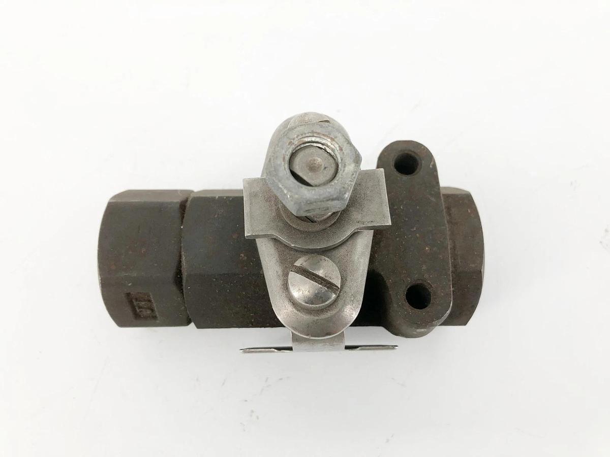 New Jamesbury 1 AZ 2236 MT Ball Valve 1" MTFE 316SS Ball/Stem - No Box