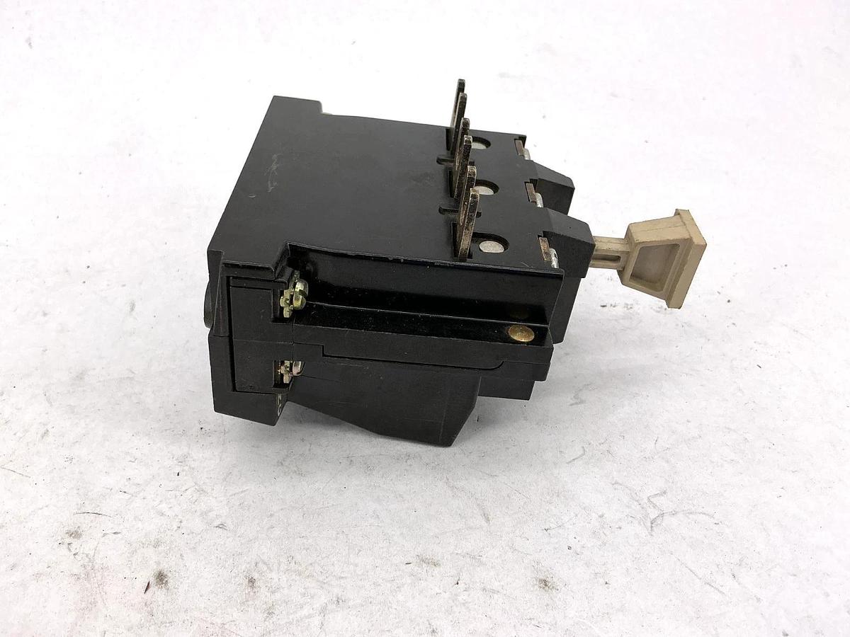 Used Allen Bradley 592-COW16 Ser A Overload Relay 3P 120-600VAC 592-C0W16