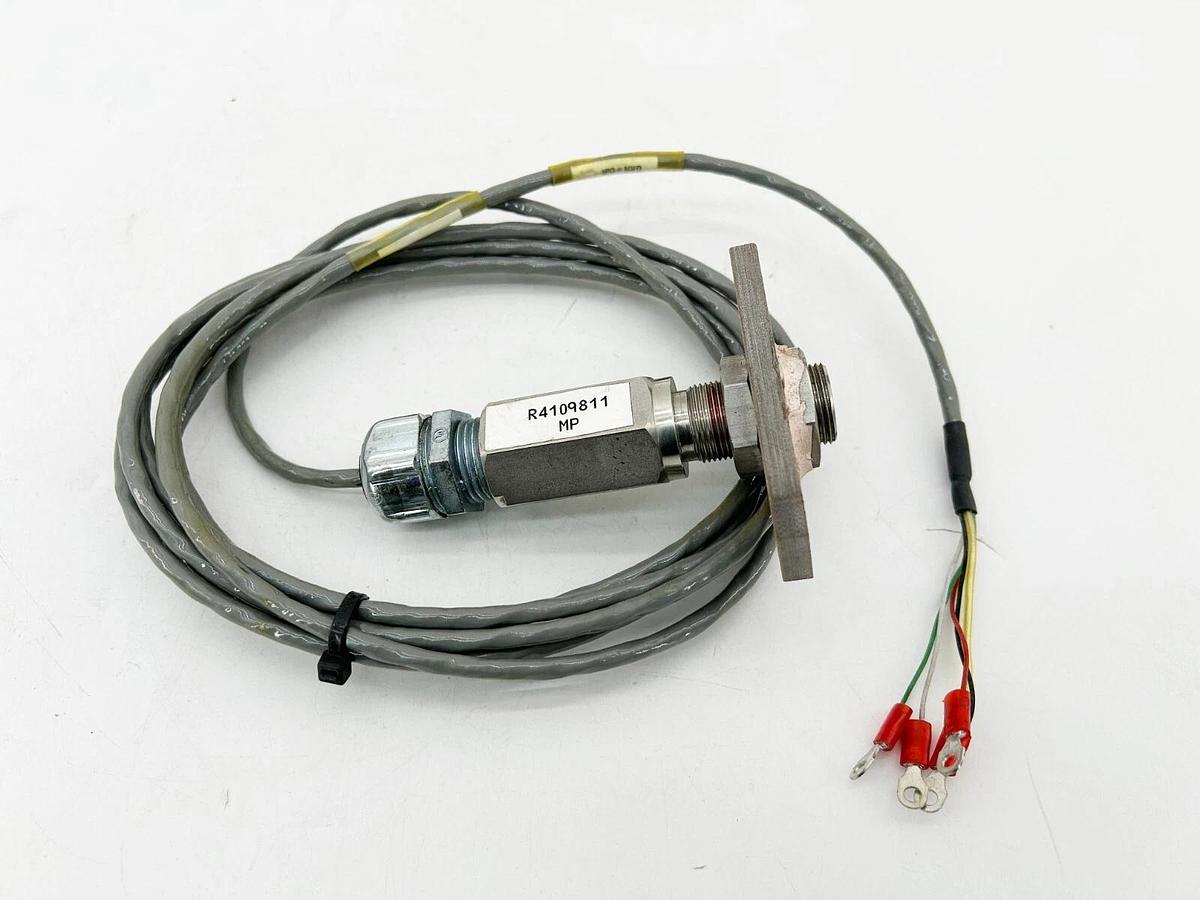 Used Komatsu R4109811 Speed Sensor 410-9811