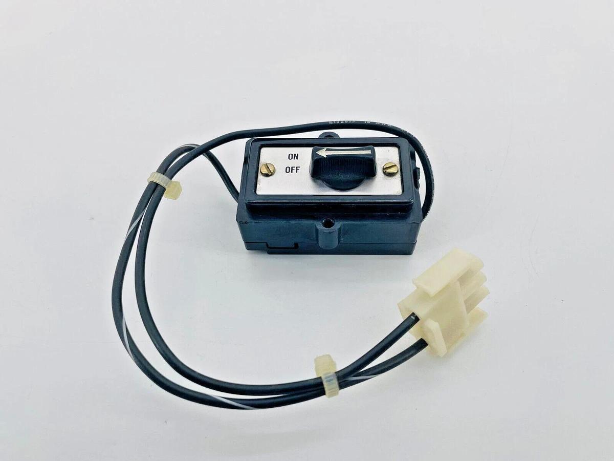 New GE FTNPB1D Selector Switch Off/On 600V