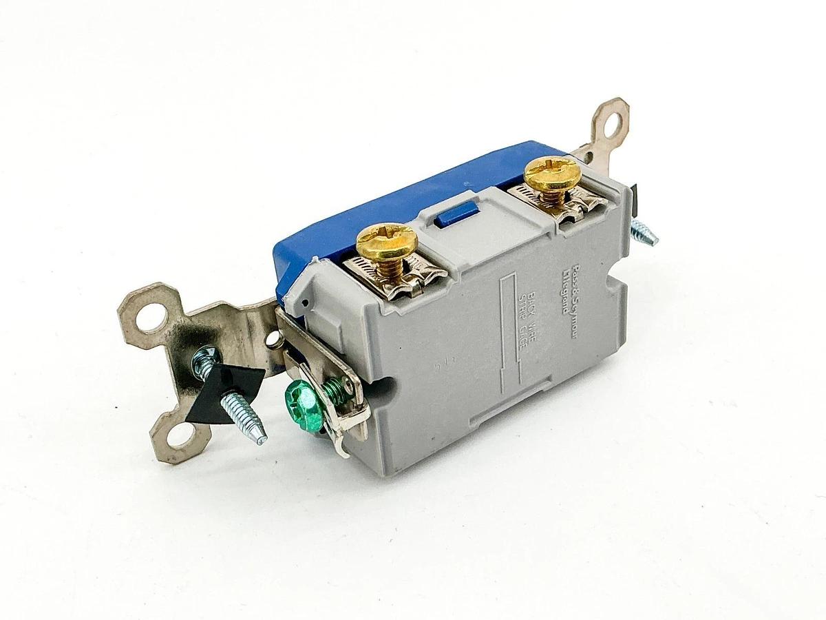 New Legrand PS15AC1I Single Pole Switch 15A 277Vac