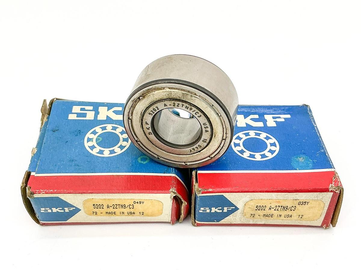 New Lot of 2 SKF 5202 A-2ZTN9/C3 Double Row Bearing