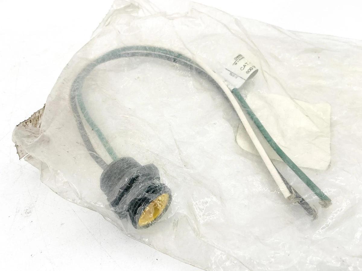 New Lot of 2 Brad Harrison 1R3006A20A120 Cordset 600V 1300130202 40909