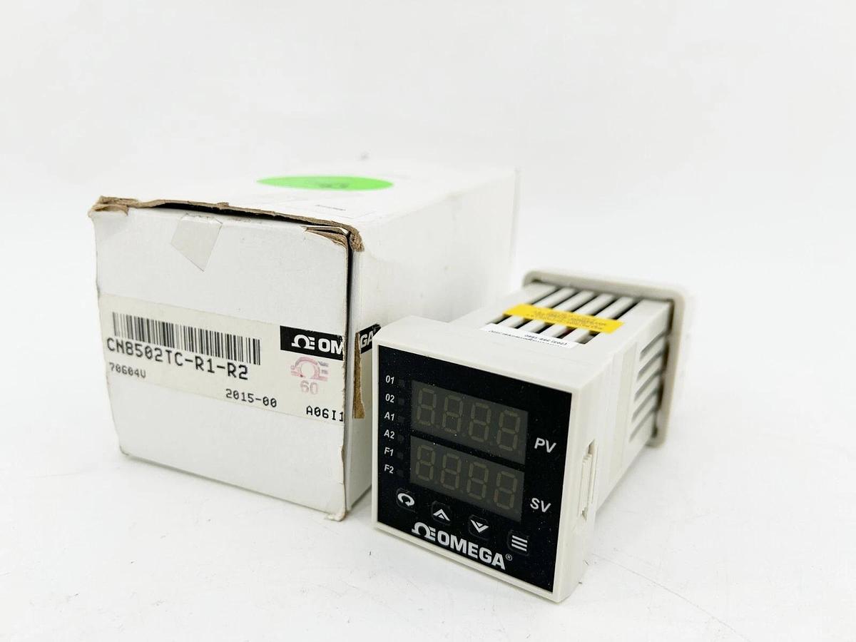 New Omega CN8502TC-R1-R2 Temperature Process Controller Relay CN8500