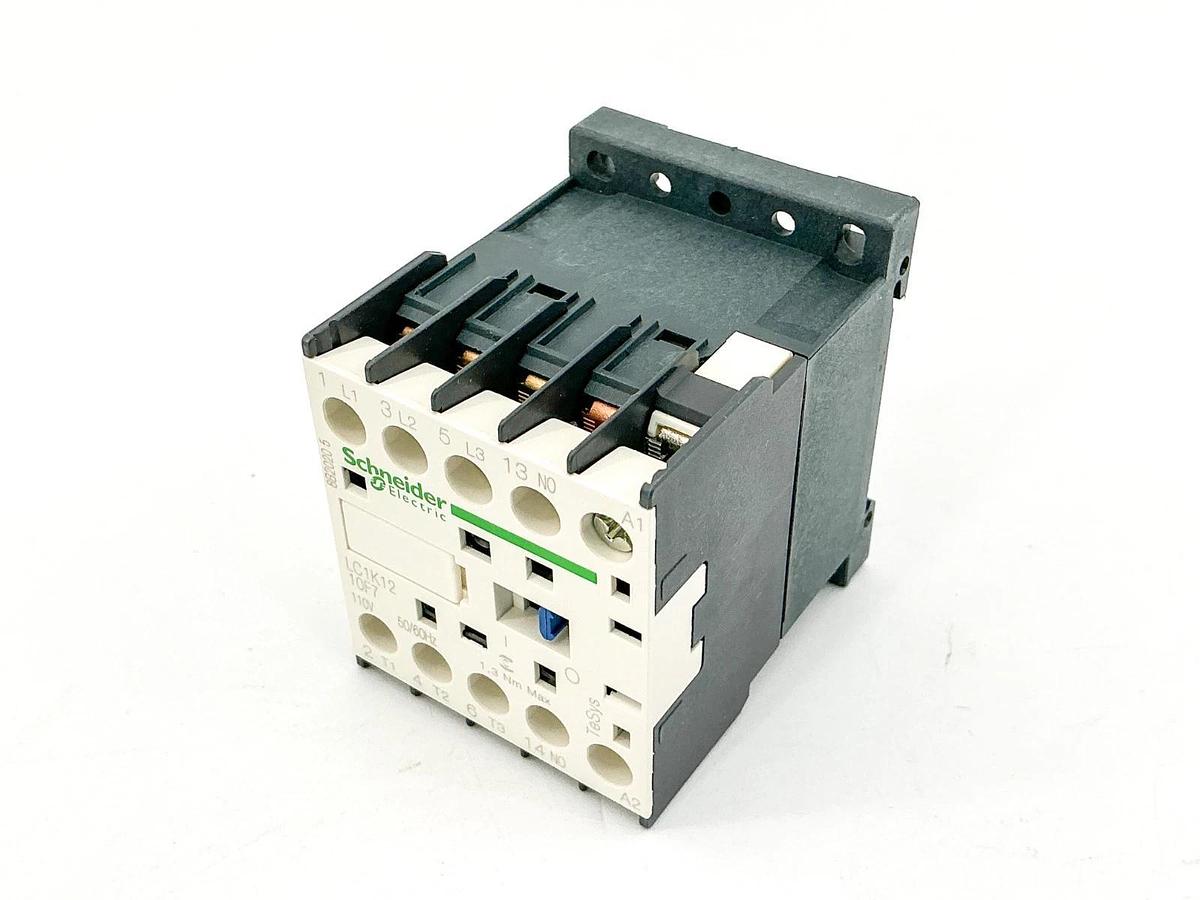 New Schneider Electric Control Contactor 110V 7.5HP 078975