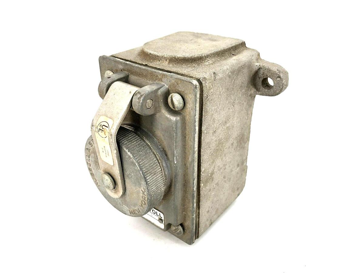 New Russellstoll 3743U1 Receptacle 20A 125V