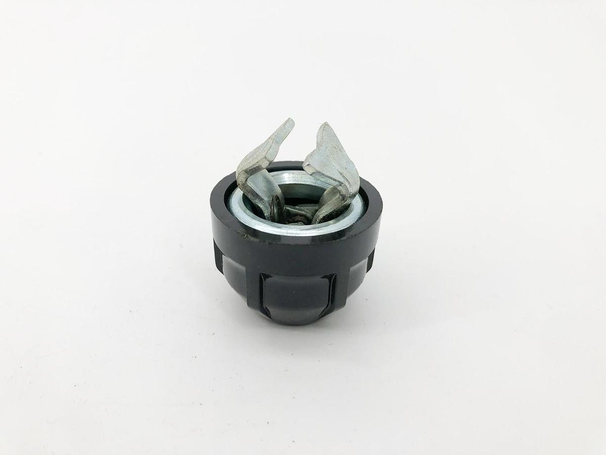 New Gould 32-005G Fuse Clip Clamp 200A 250-600V Size 6