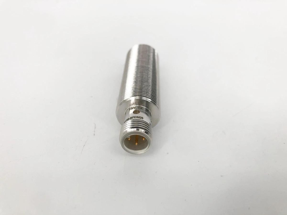 New Balluff BIS015R RFID Sensor HF (13.56 MHz) BIS M-404-045-401-07-S4