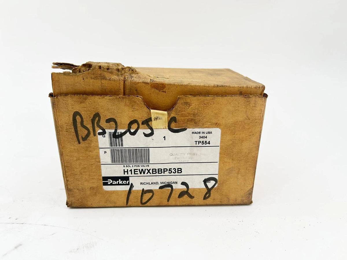 New Parker H1EWXBBP53B Solenoid Valve 145PSI 120V 50/60Hz