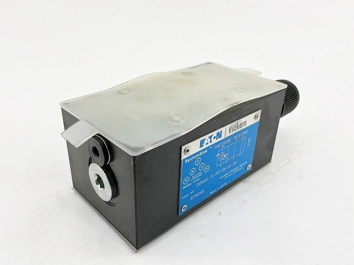 New Eaton Vickers DGMX2-5-PP-GH-B-30 Pressure Reducing Valve 879046 - No Box