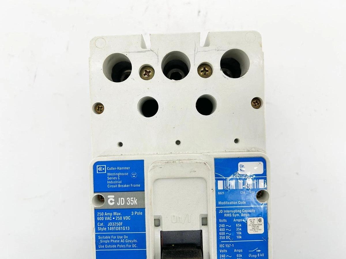 Used Cutler Hammer JD3150 Circuit Breaker 150A 3P 600VAC 250VDC JD3250F + JT3150T