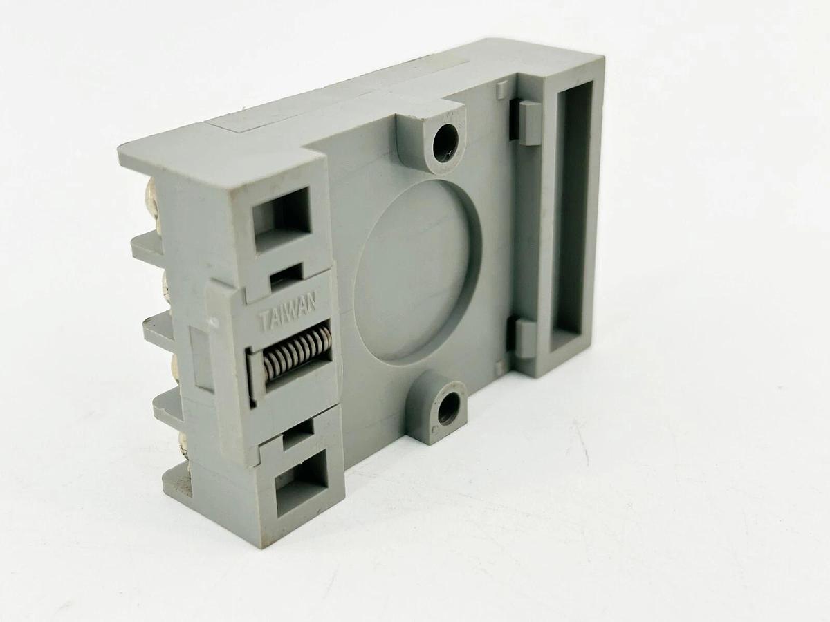 Used Lot of 3 Dayton 5X852E Socket Relay 10A 300V 92Y20C-E