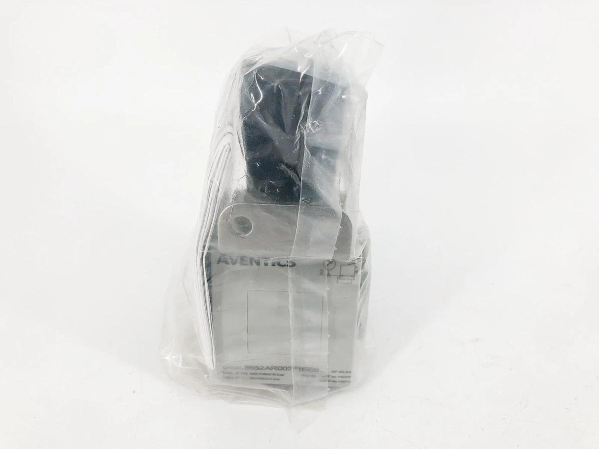 New Aventics 8652AR002F119E0 Pneumatic Regulator 1/4" NPTF 3-60psig- No Box