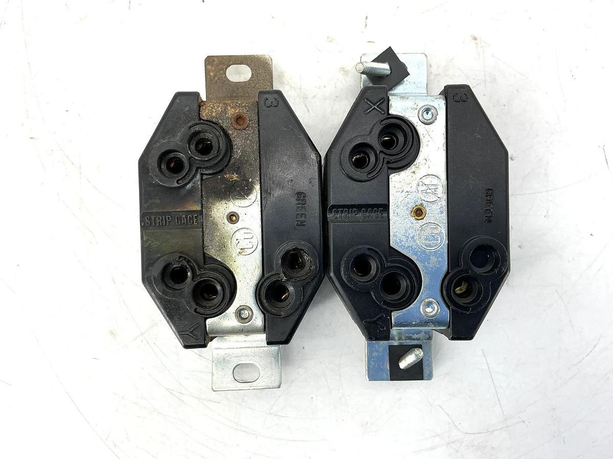 Used Lot of 2 Leviton 70630-FR Locking Receptacle Nema L6-30 30A 250V 70630FR