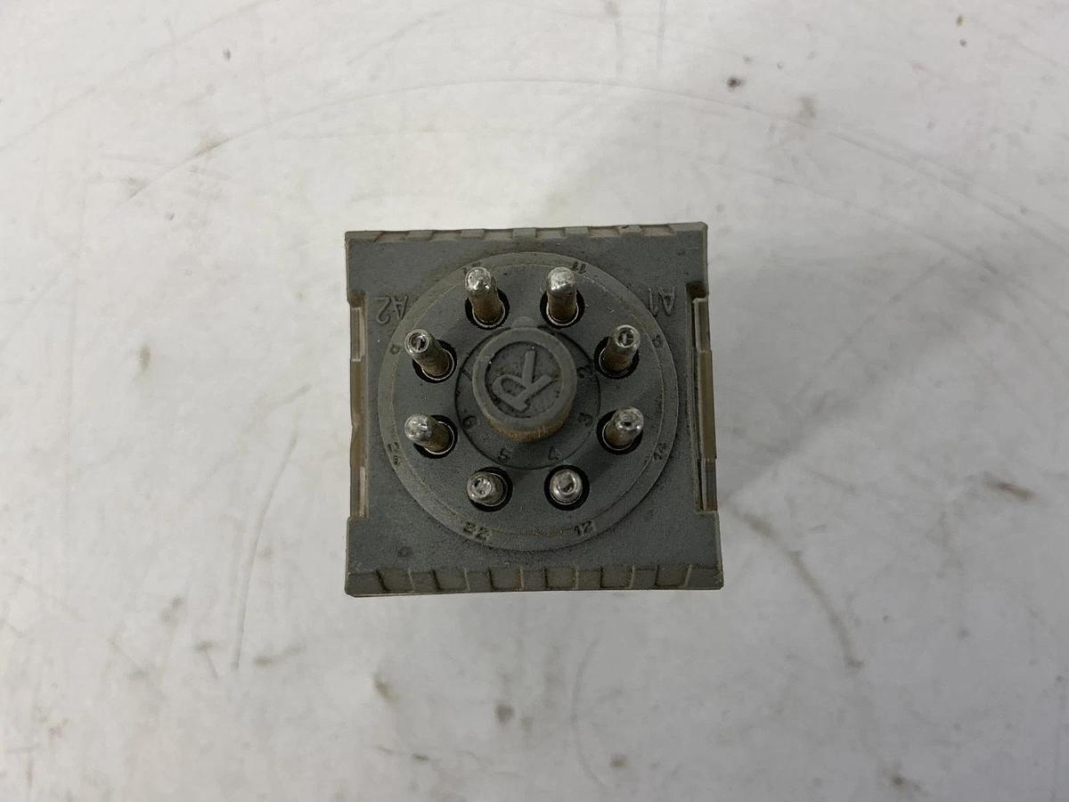 Used Lot of 2 Turck C2-A20DX/024VDC Ser MR-C Power Relay 8-Pin 24V Coil 2P 10A 250V