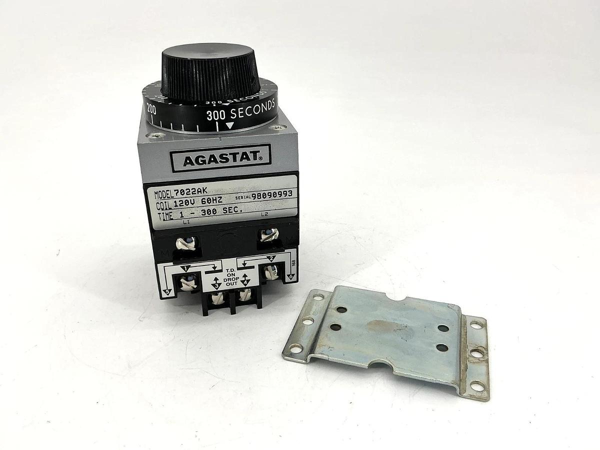 New AGASTAT 7022AK Time Delay Relay 1-300sec 10A 240V Coil 120VAC 60HZ - No Box