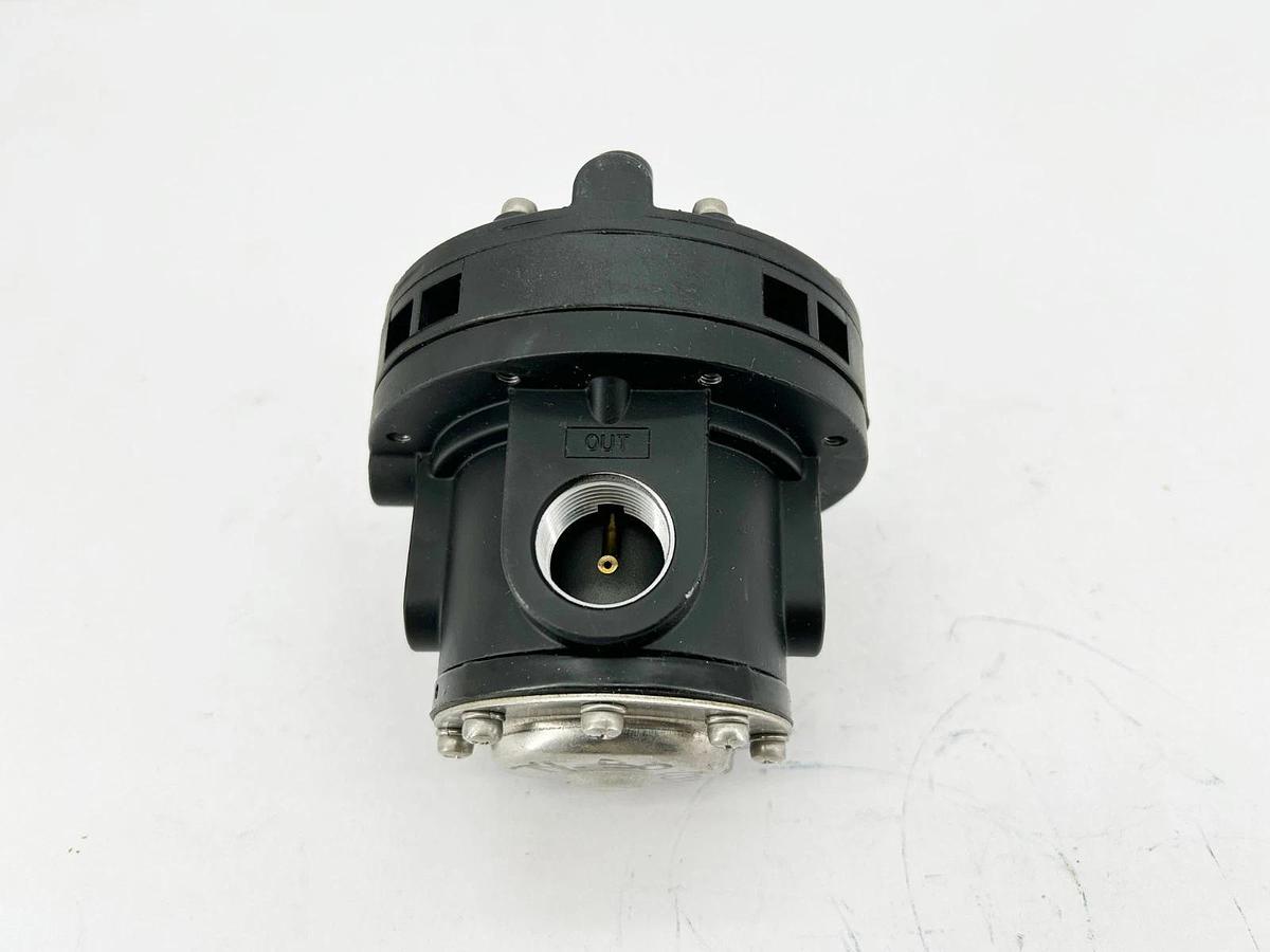 New Fairchild Z19581-4516A Volume Booster 250psig Max - No Box