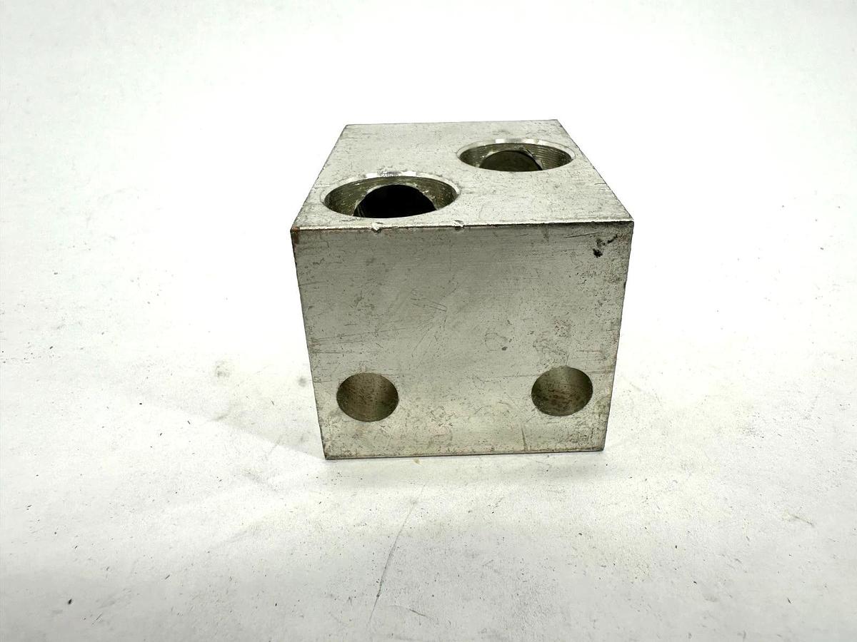 New Siemens TA2K500 MCCB Lug Kit Assembly - Missing Parts See All Photos