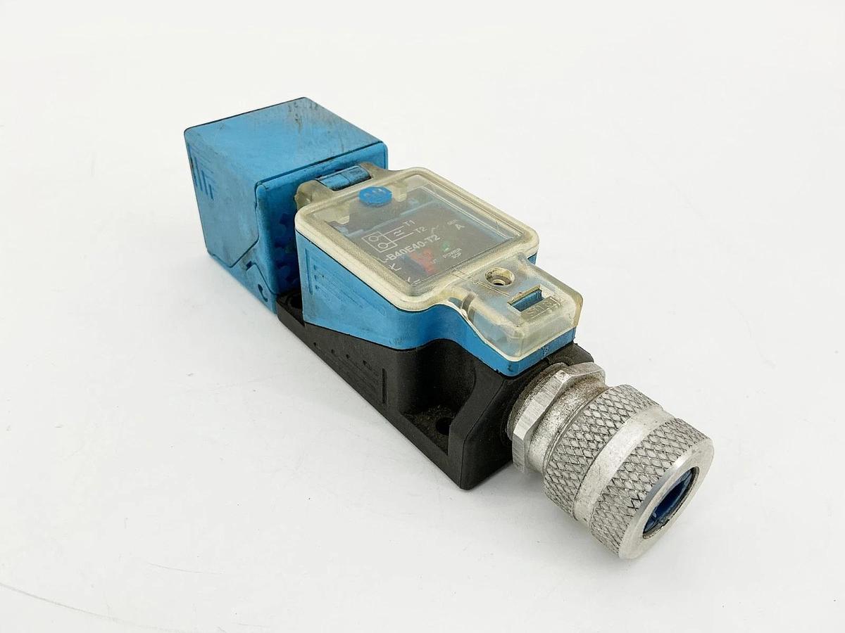 Used Allen Bradley 871L-B40E40-T2 Proximity Sensor 250V 400mA 40MM Sensing Ser.A