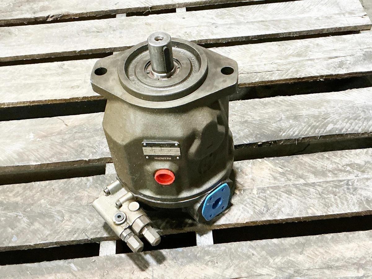 New Rexroth AA10VS071DR/31R PKC92K05 Gear Pump GG2064 - No Box