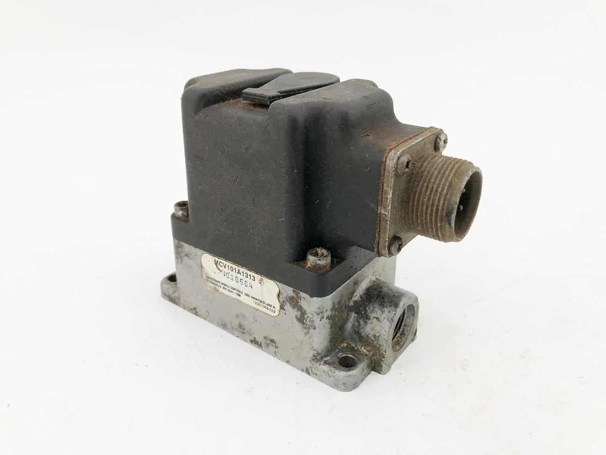 Used Sauer Sunstrand MCV101A1313 Pressure Control Valve