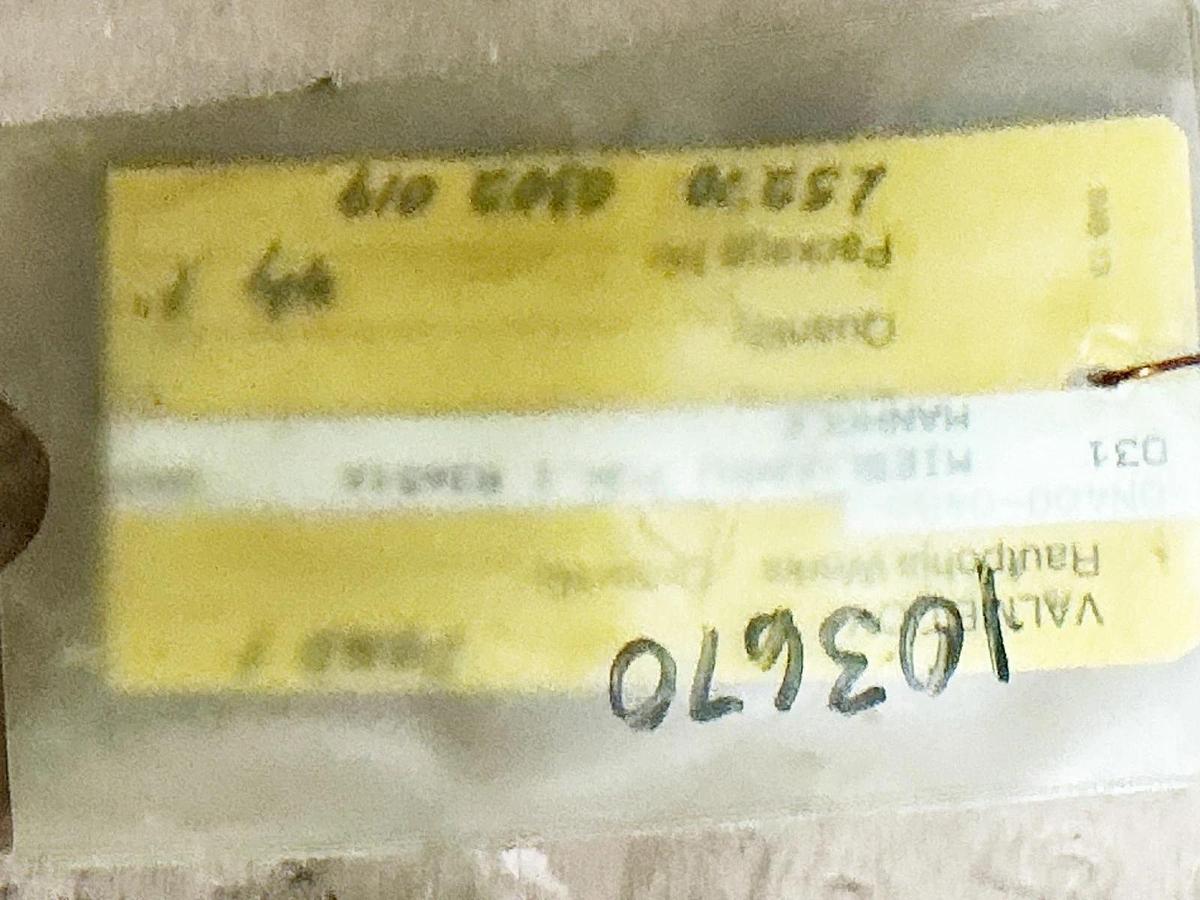 New Valmet MAN-SER-1720 Manhole Cover SA-395 - No Box