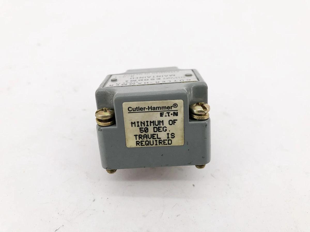 New Cutler-Hammer E50DM1 Limit Switch Head Side Rotary Maintained - No Box
