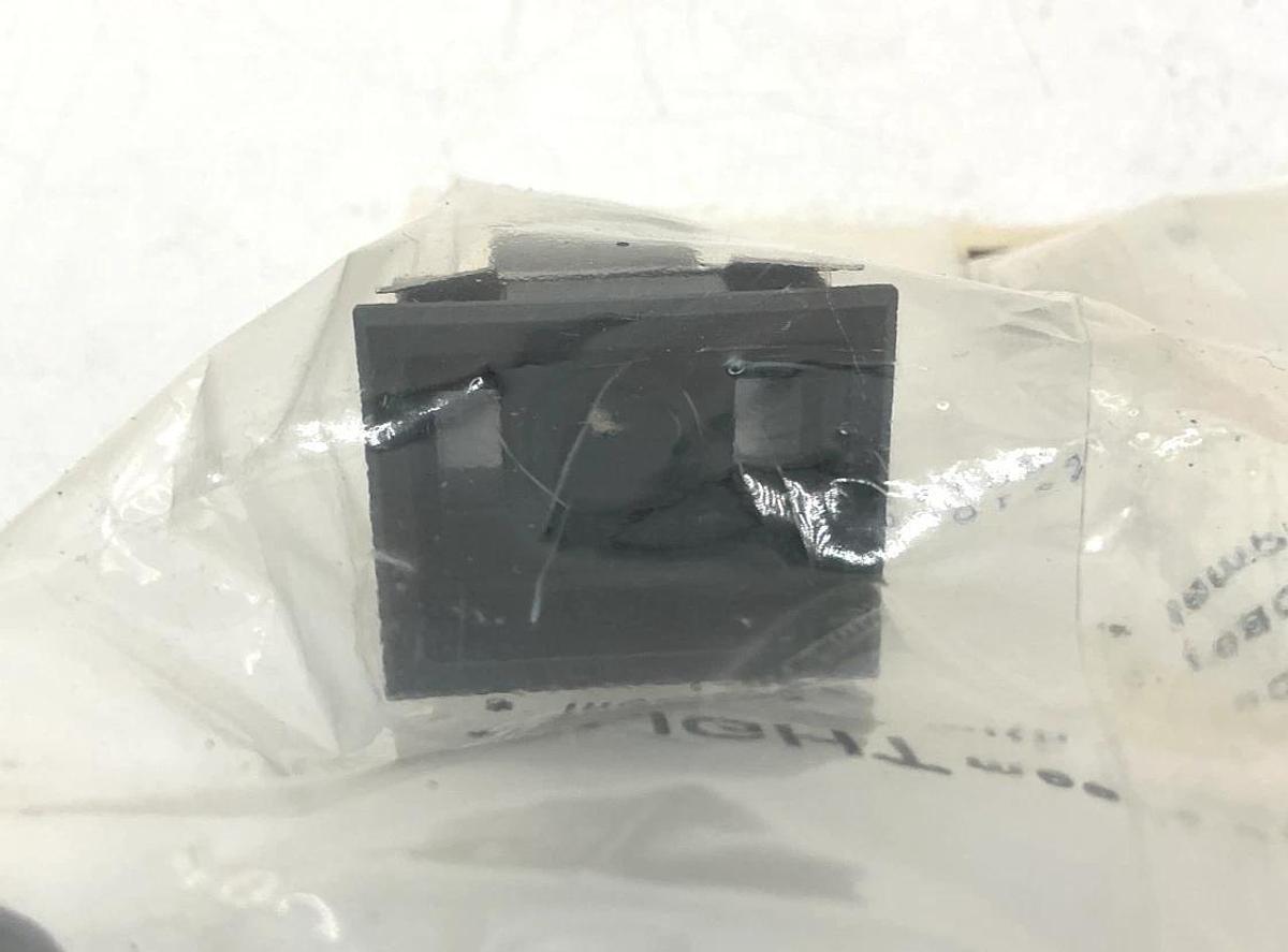 New Dialight 554-0001-511 Illuminated Panel Mount Indicator Light 2-Pin