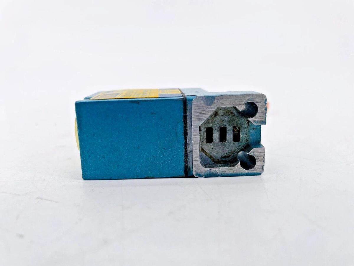 Used Mac Valves 130B-111BA Solenoid Valve 110/120V 6W 130B111BA