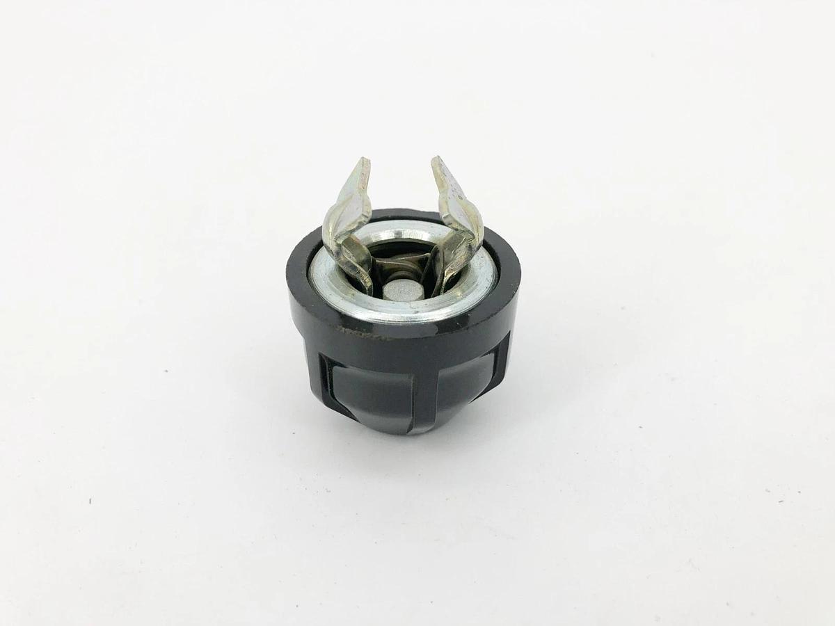 New Gould 32-004G Fuse Clip Clamp 100A 250-600V Size 5