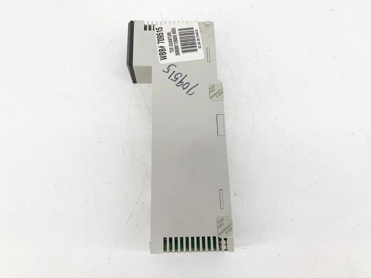 Used Schneider Automation 140DAI35300 TSX Quantum Discrete Input Module AC IN 24V 4X8
