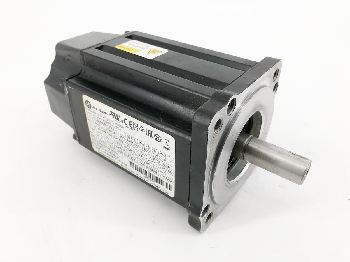 New Allen Bradley VPL-B1002E-PJ12AA Ser. A Servo Motor 480V 3PH 3300rpm - No Box