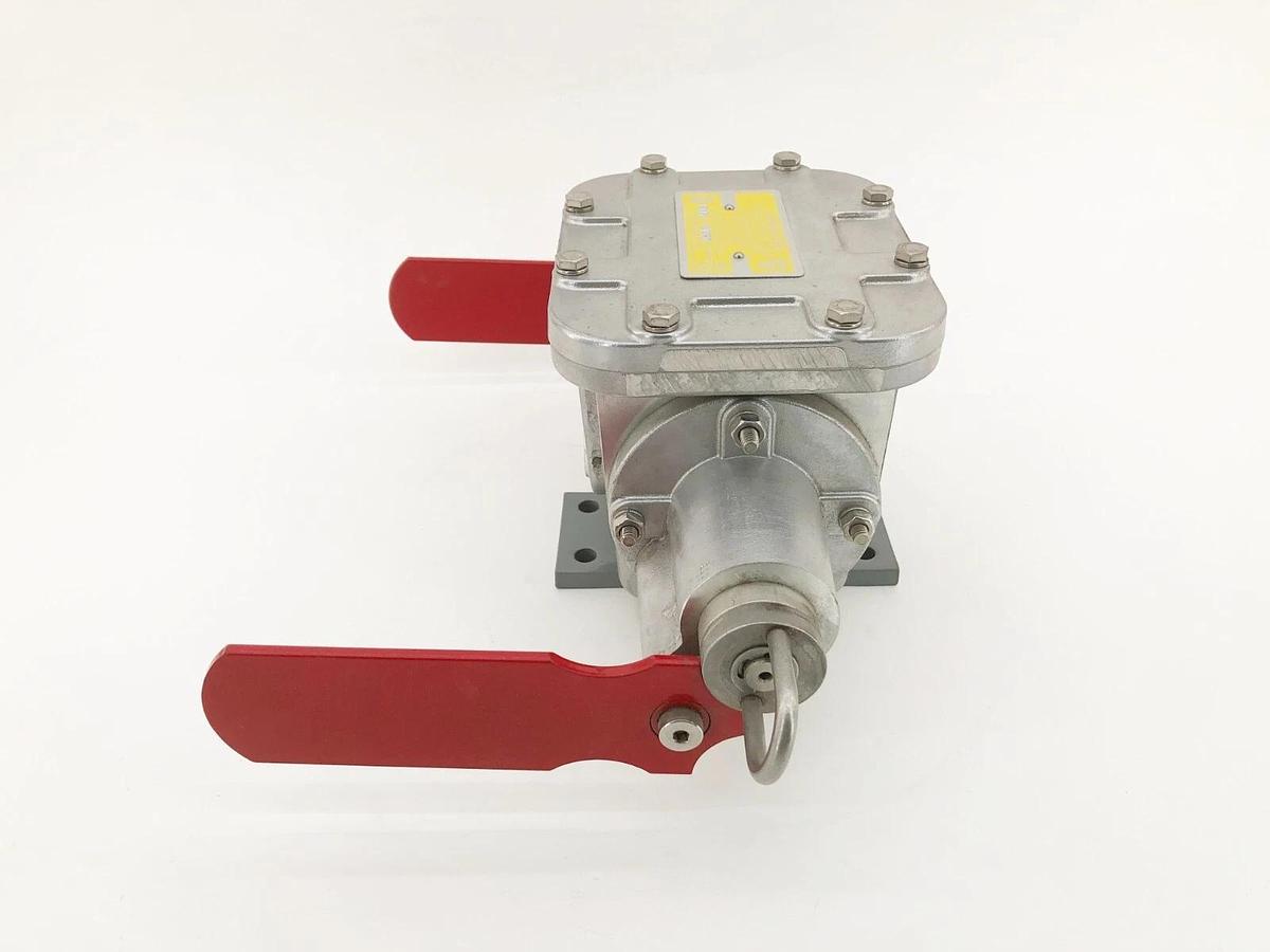 New Conveyor Components PC-D2SX Pull Cord Control 20A 125/250/480VAC - No Box